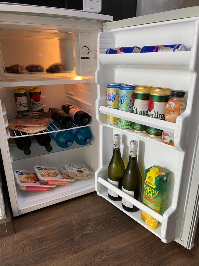 Komfortny Apartman So Zahradou A Sukromnym Parkoviskom-Nonstop Check-In Banska Bystrica Bagian luar foto
